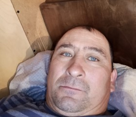 Valera Vanyukov, 44, Moscow