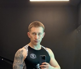 Igor, 46, Moscow