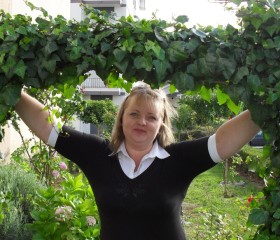 Viktoria, 46, Coimbra