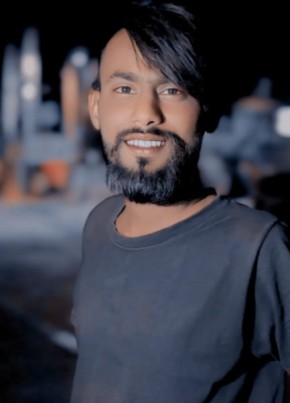 Badal, 27, India, Ballarpur