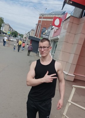 Rostik, 23, Россия, Ижевск