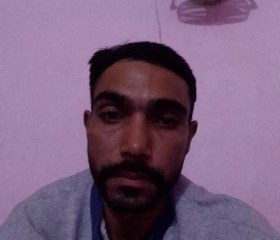 Dalveer Singh, 30 лет, Banūr