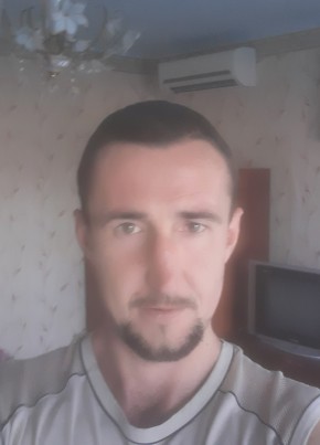 Евгений, 35, Россия, Новотитаровская