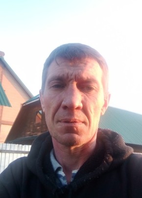 Юрий из Барнаула 44 года