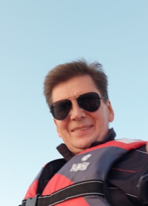 Константин из Озёрск (Челябинской обл.) 54 года