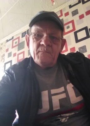 Андрей из Красноярска 66 лет