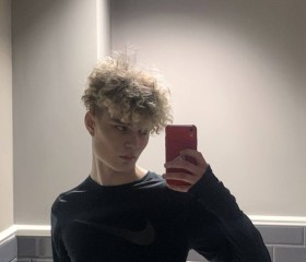 Semen, 21, Kaliningrad