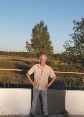 Виктор из Москвы 61 год
