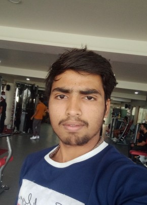 Ravikubhare, 20, India, Bhopal