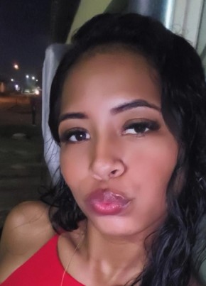 Joana из Cuiabá 23 года