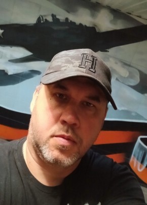Алексей из Узловаи 44 года