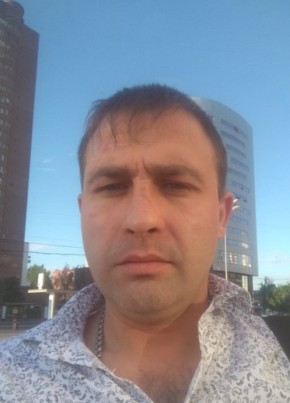 Виктор из Москвы 44 года