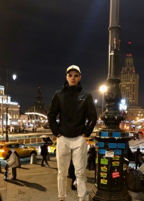 Кирилл, 18, Россия, Москва