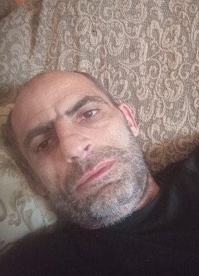 Артур из Кисловодска 47 лет