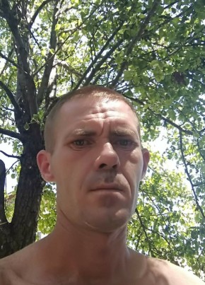 Александр, 37, Россия, Челбасская