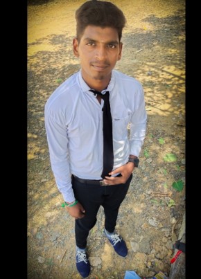 Tamil, 22, India, Gingee