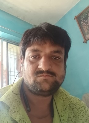 SANTOSH, 30, India, Surat