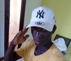 My name is siley, 36, Sao Tome