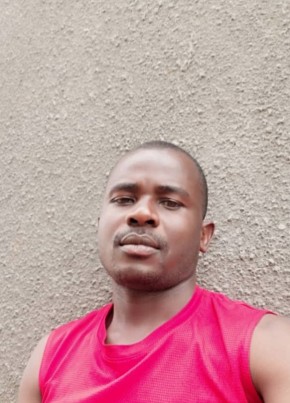 VINCENT, 38, Uganda, Kampala