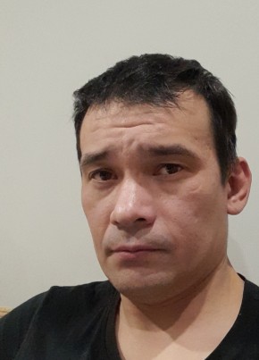 Илья из Екатеринбурга 36 лет