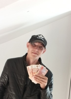 Влад из Сарапула 28 лет