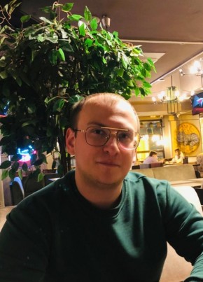Матвей из Омска 23 года