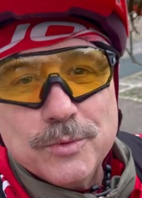 Владимир из Алушты 47 лет