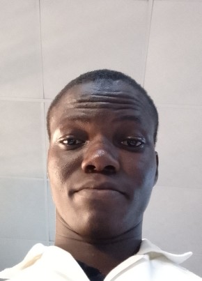 Ola, 22, Nigeria, Ibadan