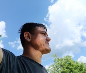 Savlat, 34, Saint Petersburg