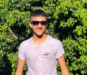 Waled, 23, Ramallah