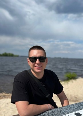 Денис, 24, Україна, Кропивницький