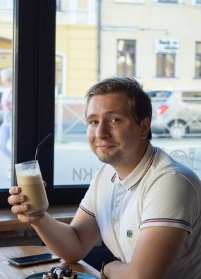 Антон, 29, Россия, Брянск