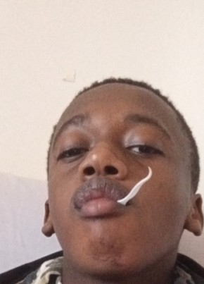 Plunker, 25, Kenya, Kiambu
