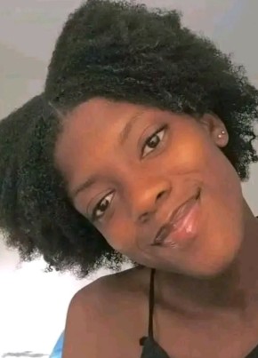 Nelma Dias, 19, República de Angola, Cabinda