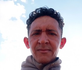 Euclides, 40, Valle de La Pascua