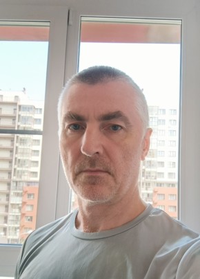 Андрей из Москвы 51 год