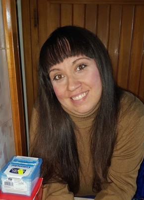 Angela, 42, Repubblica Italiana, Carovigno