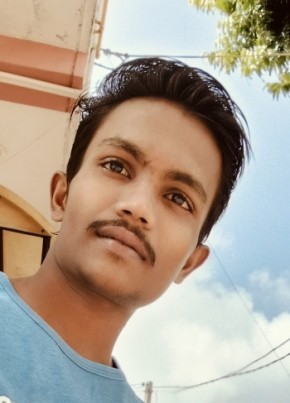 Chetan solanki, 21, India, Ahmedabad