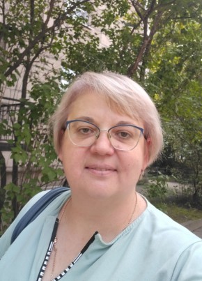 Людмила из Санкт-Петербурга 48 лет