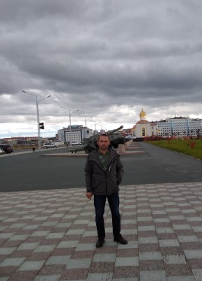 Андрей, 39, Россия, Салехард