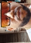 Lázaro, 35, Havana