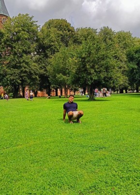 Konstantin, 39, Russia, Moscow