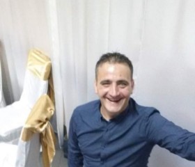 ALEXANDRU, 41 год, București