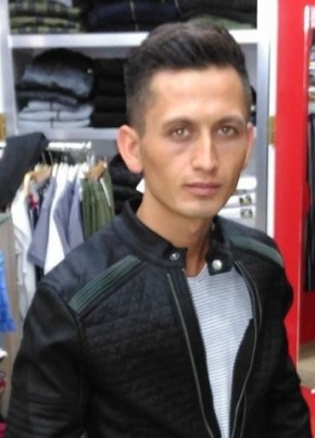 Cebrail, 30, Türkiye Cumhuriyeti, Beykonak