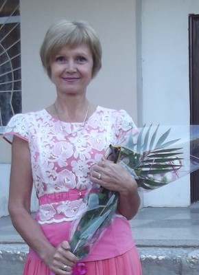 Валентина, 61, Россия, Евпатория