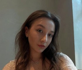 Anya, 25, Moscow