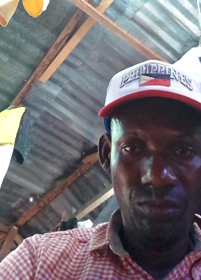 Tr из Pointe-Noire 18 лет