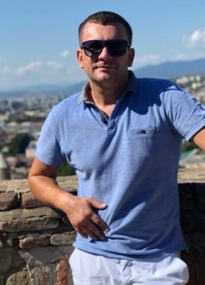 Евгений из Ноглики 53 года