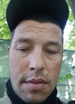 Денис из Ярославли 34 года
