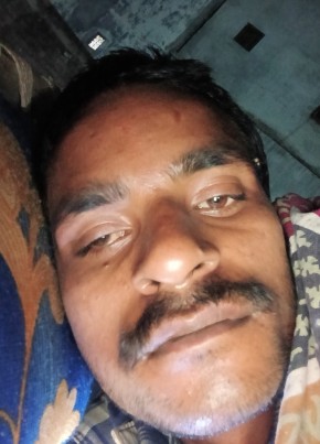 Devendra Kumar, 26, India, Kanpur